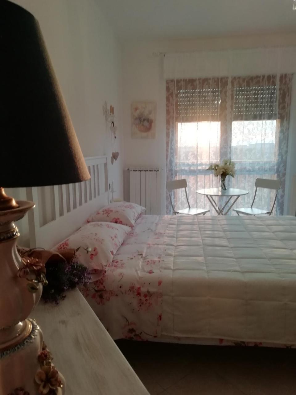 Beti House Heart'S And Roses Rooms Ponte Galeria Værelse billede